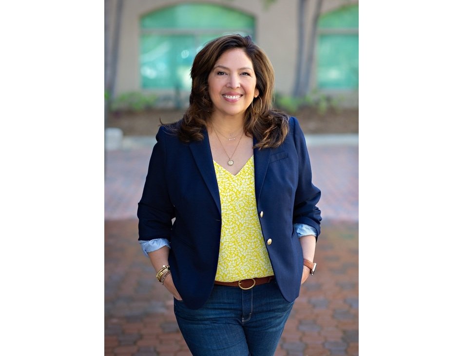 How to Add a Blazer to Your Wardrobe