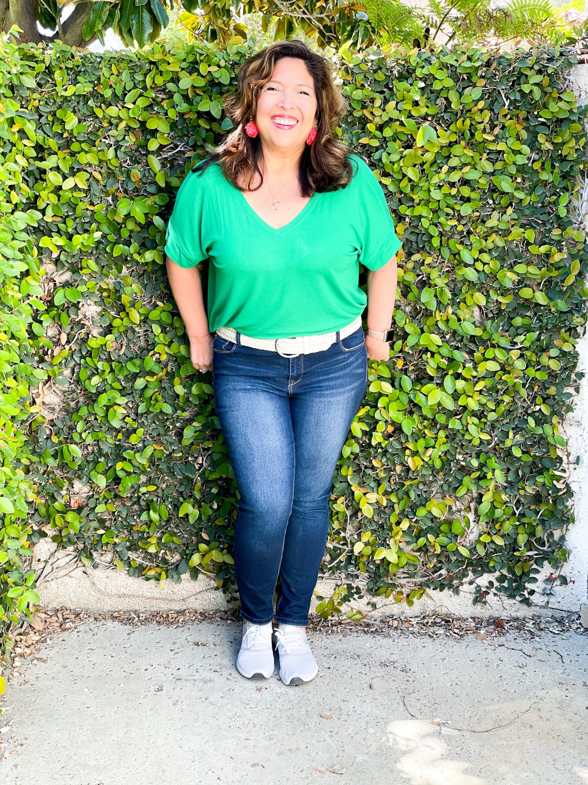 How to Look Stylish and Wear Sneakers